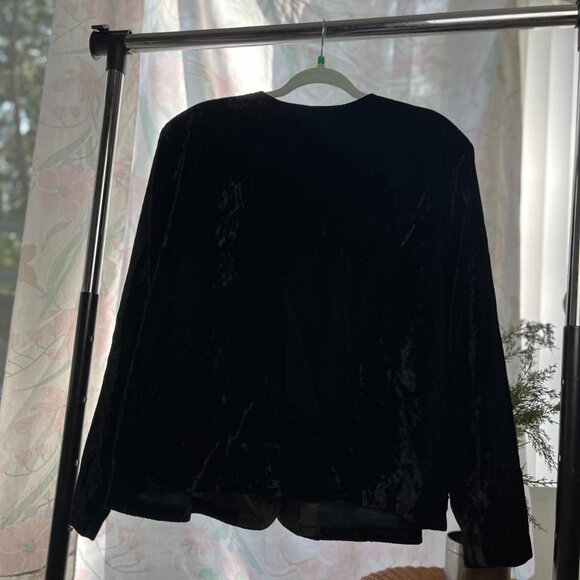 Vintage Black velvet button-up jacket ⚜️ - Picture 3 of 7